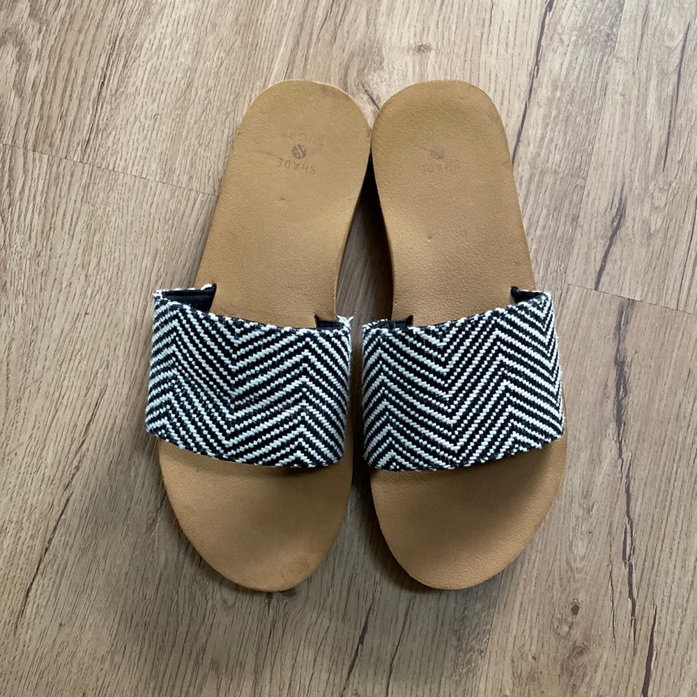 Shade & Shore size 7 Sandals